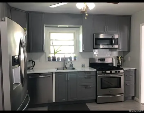 32 Willow Road Beacon NY 12508