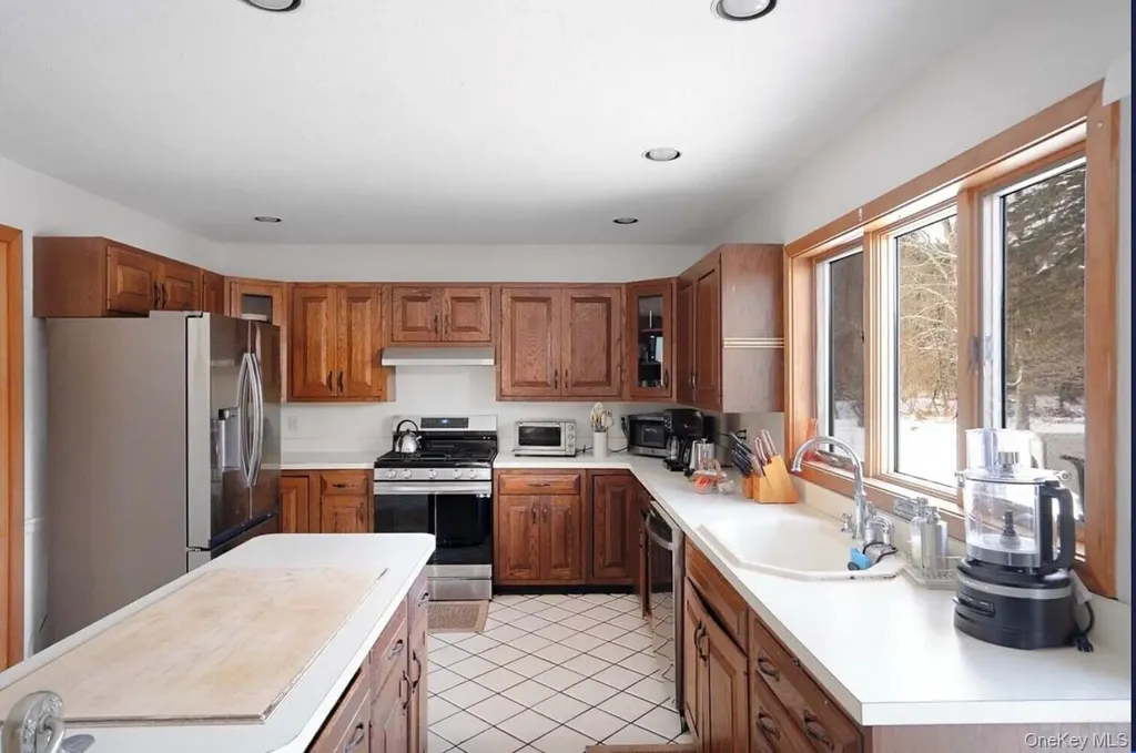 170 Maplecrest Road Windham NY 12496