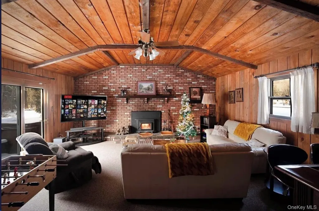 170 Maplecrest Road Windham NY 12496