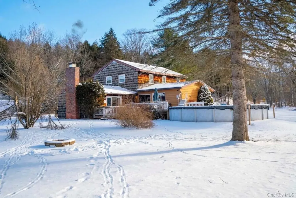 170 Maplecrest Road Windham NY 12496