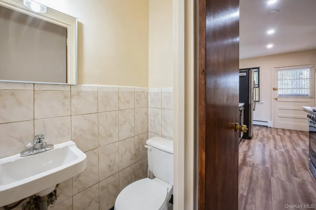 1149 East 219th Street Bronx NY 10469