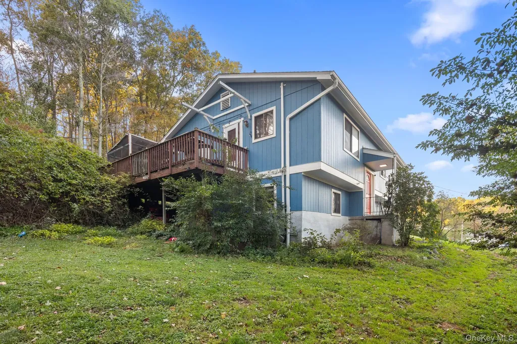 97 Old Road Brewster NY 10509