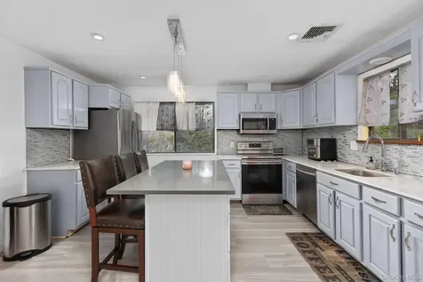 97 Old Road Brewster NY 10509