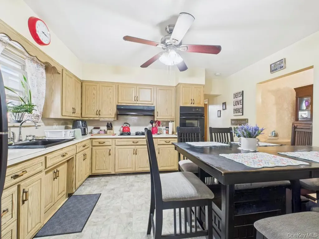 120-28 Graham Court Flushing NY 11354