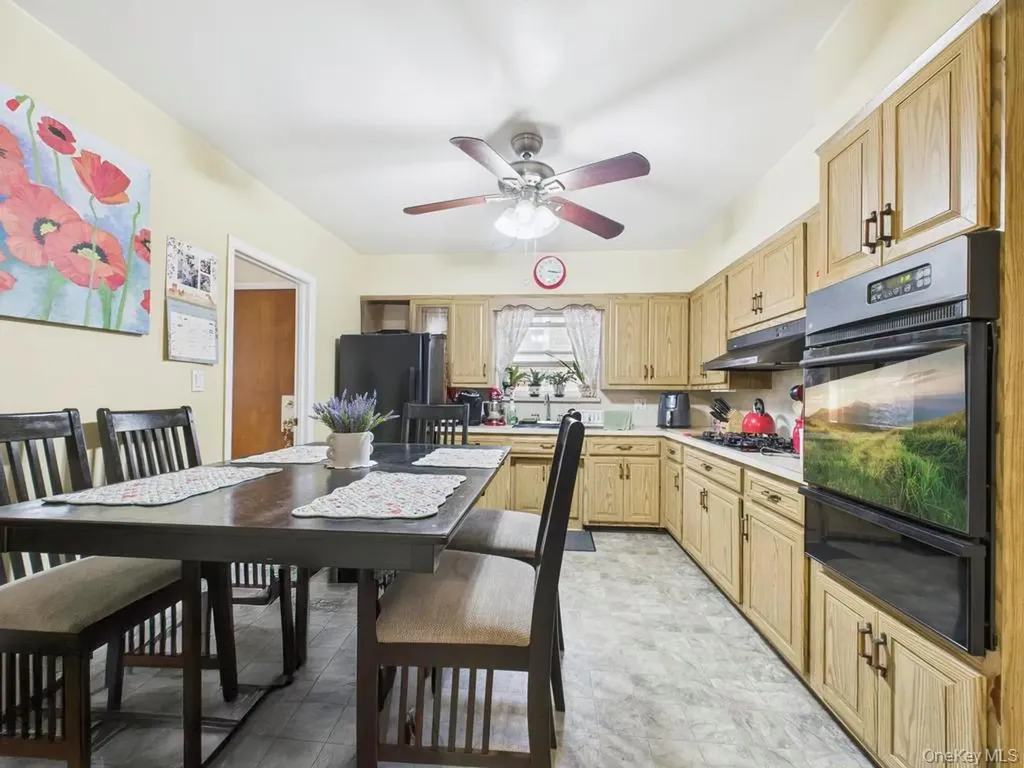 120-28 Graham Court Flushing NY 11354