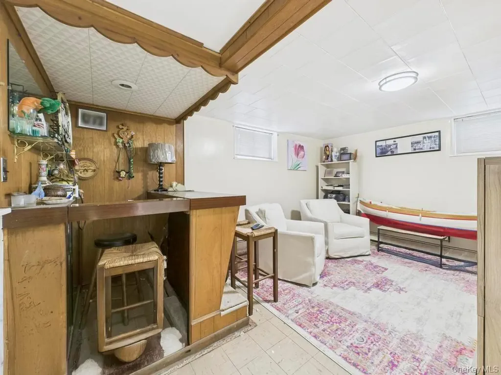 120-28 Graham Court Flushing NY 11354