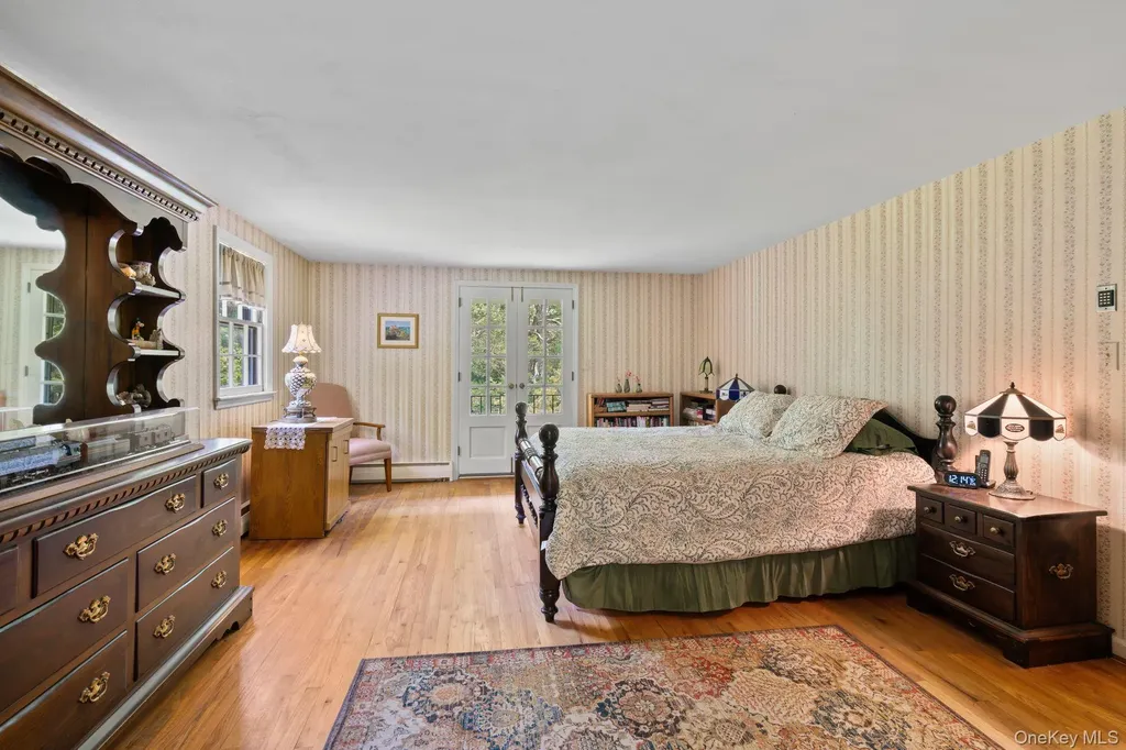4 Pippin Lane Lloyd Harbor NY 11743