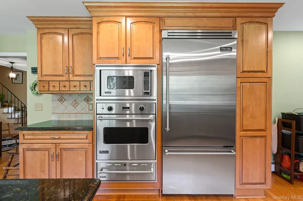 4 Pippin Lane Lloyd Harbor NY 11743