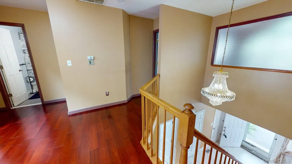 125 Pinebrook Drive Hyde Park NY 12538