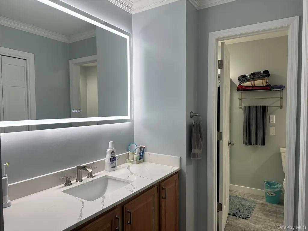 125 Pinebrook Drive Hyde Park NY 12538