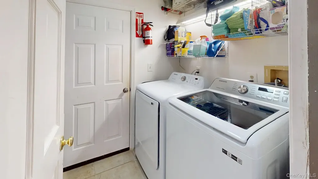 125 Pinebrook Drive Hyde Park NY 12538