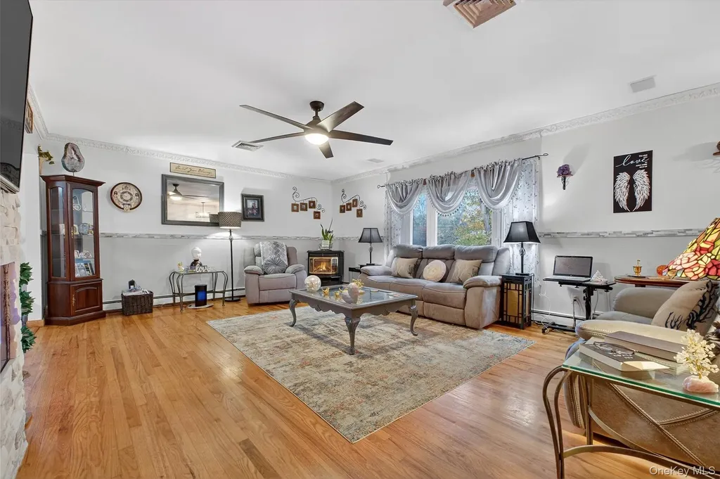 74 Lyndon Road Fishkill NY 12524