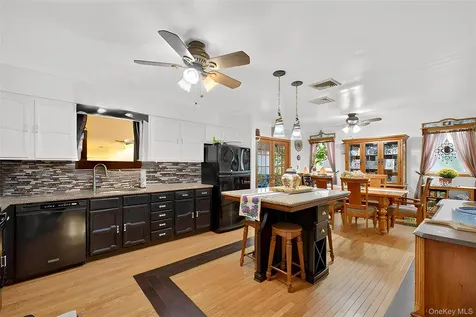 74 Lyndon Road Fishkill NY 12524