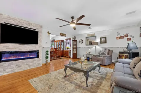 74 Lyndon Road Fishkill NY 12524