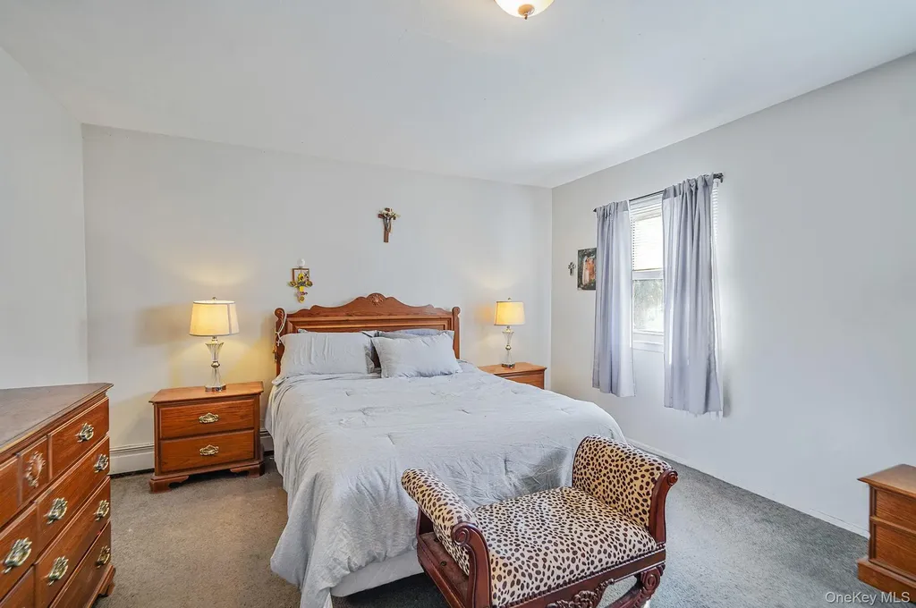 5 Hermart Lane Ronkonkoma NY 11779