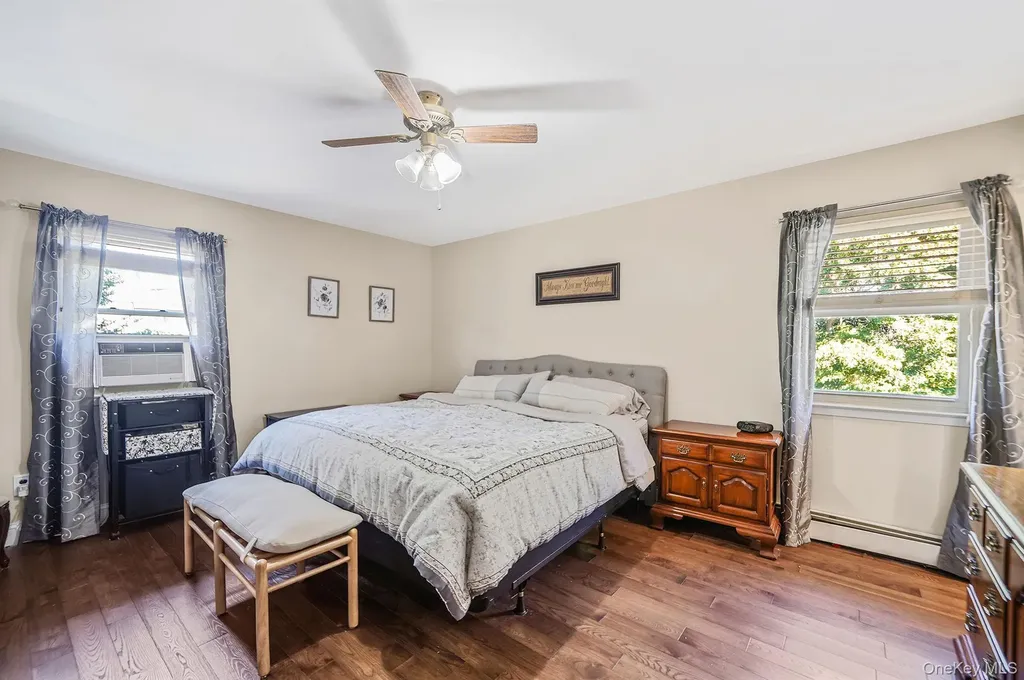 5 Hermart Lane Ronkonkoma NY 11779