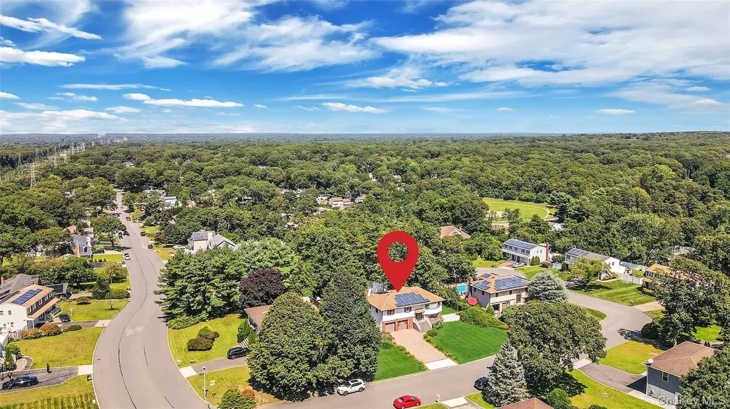 5 Hermart Lane Ronkonkoma NY 11779