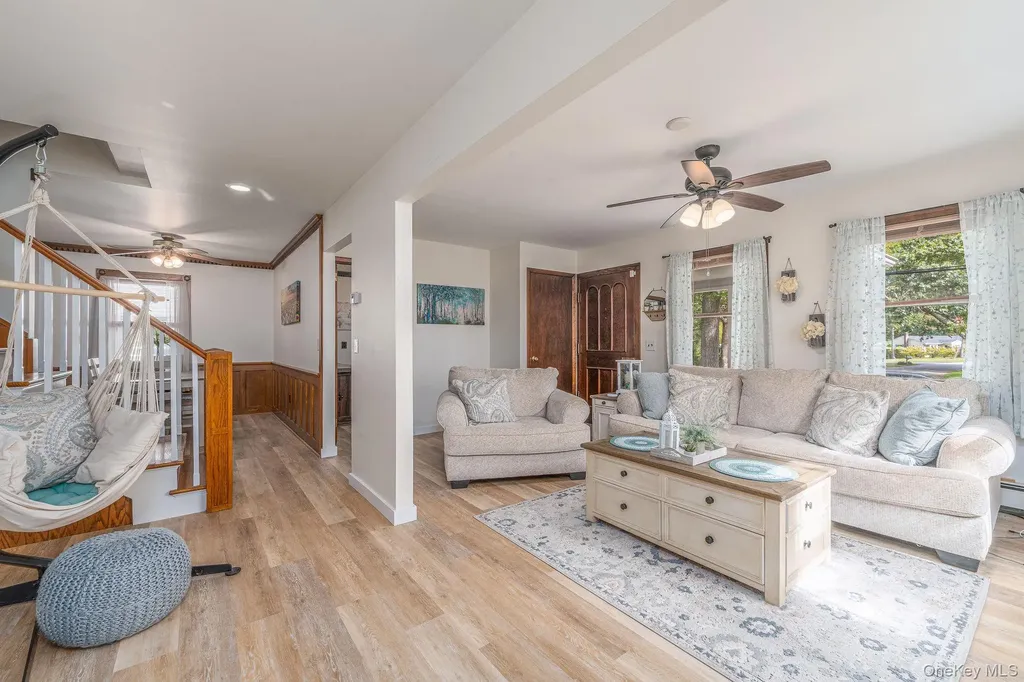 920 Bray Avenue Laurel NY 11948
