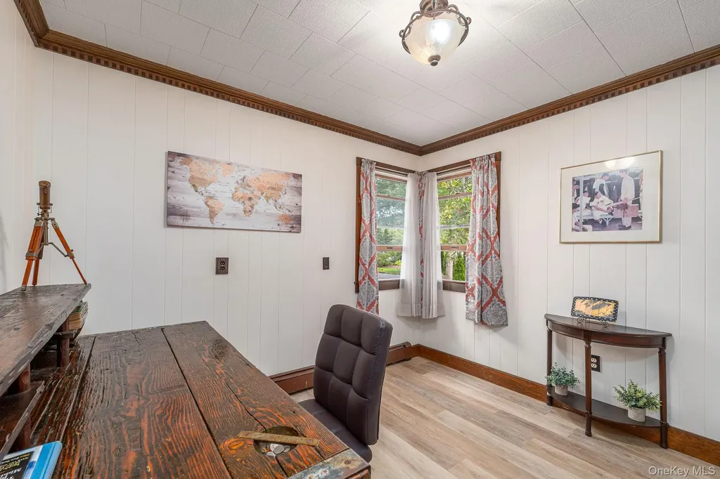 920 Bray Avenue Laurel NY 11948