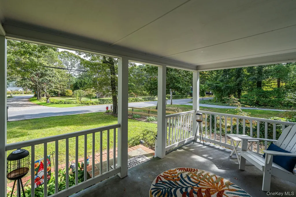 920 Bray Avenue Laurel NY 11948
