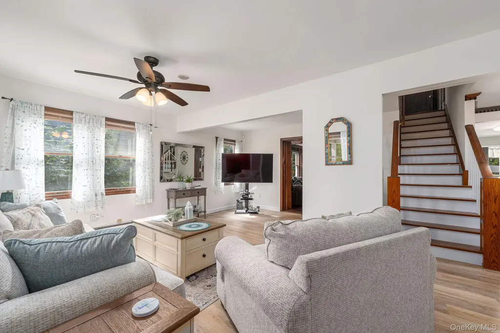 920 Bray Avenue Laurel NY 11948