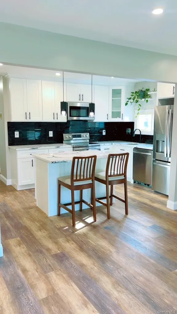 12 Terrace View Road Farmingdale NY 11735