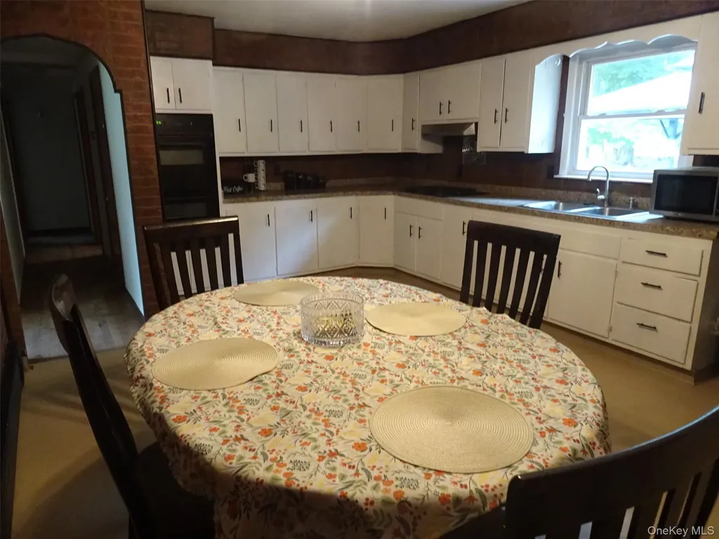 28 Overlook Drive Middlehope NY 12550