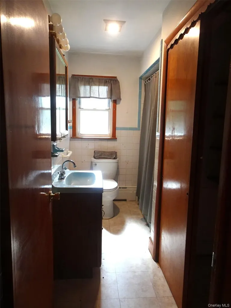 28 Overlook Drive Middlehope NY 12550