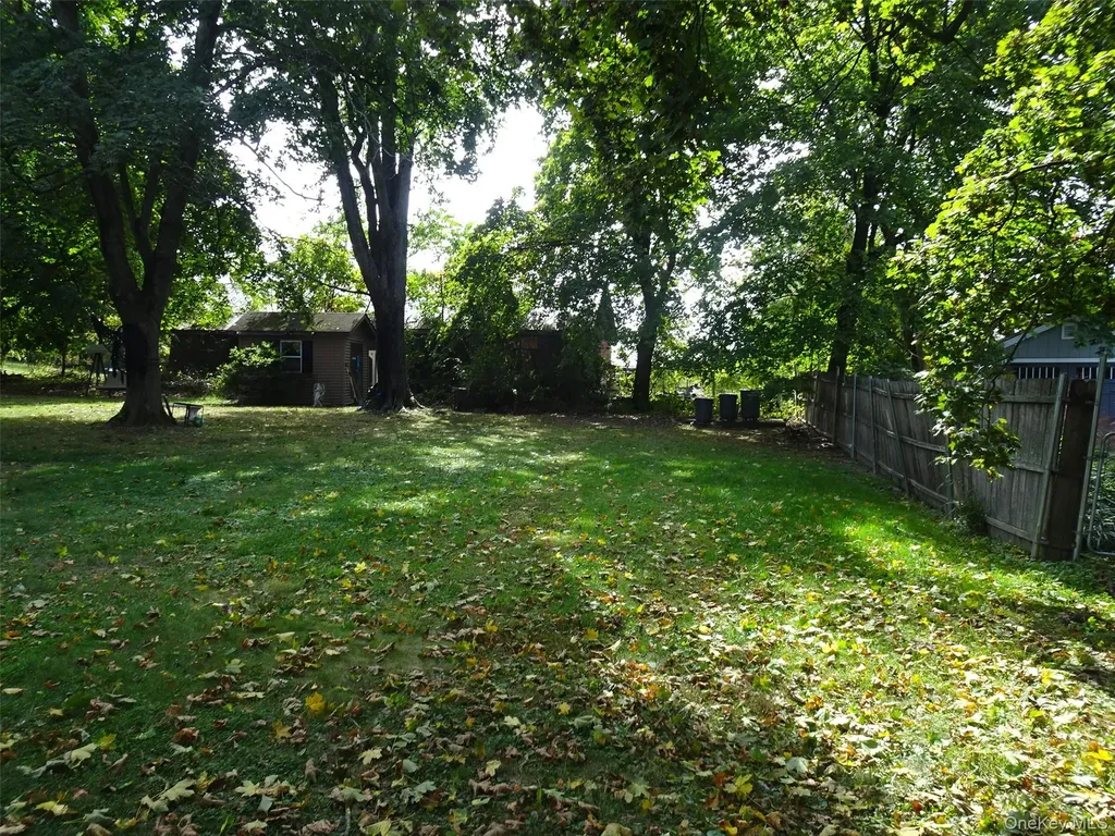 28 Overlook Drive Middlehope NY 12550