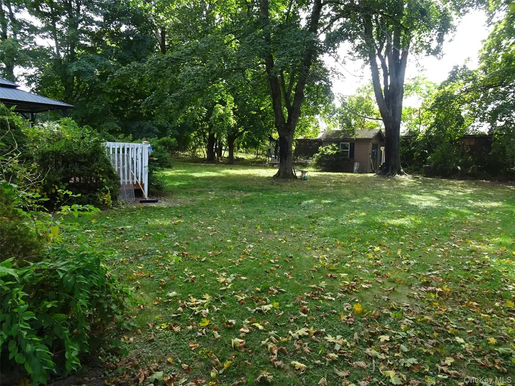 28 Overlook Drive Middlehope NY 12550