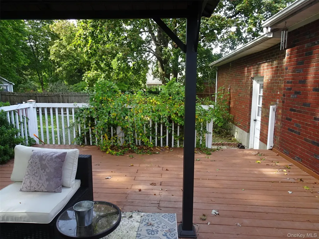 28 Overlook Drive Middlehope NY 12550