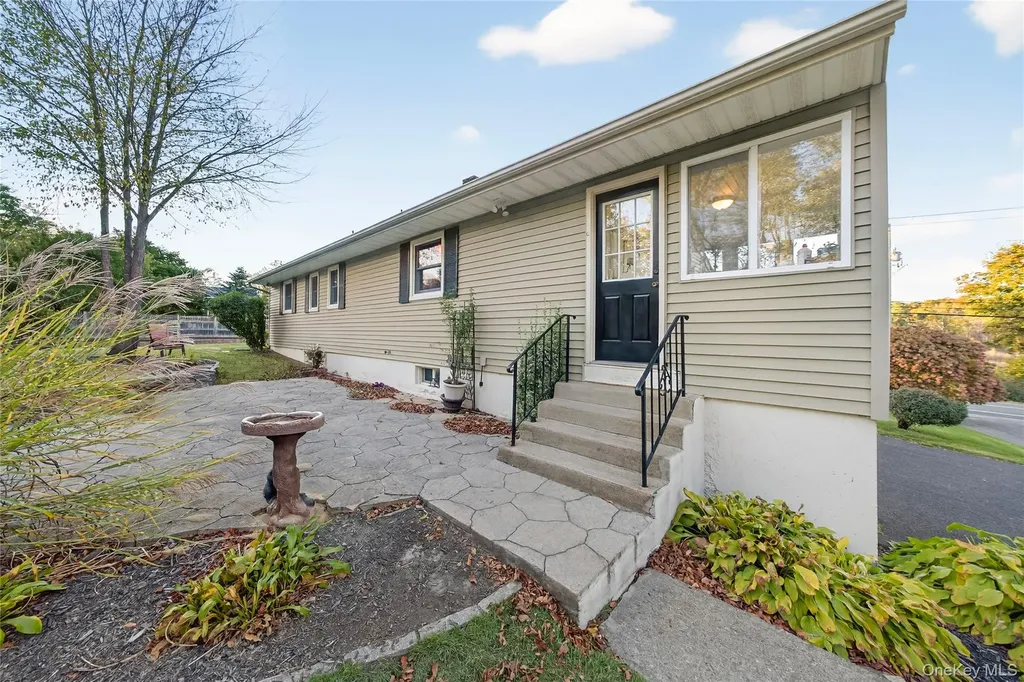 458 Mount Airy Road New Windsor NY 12553