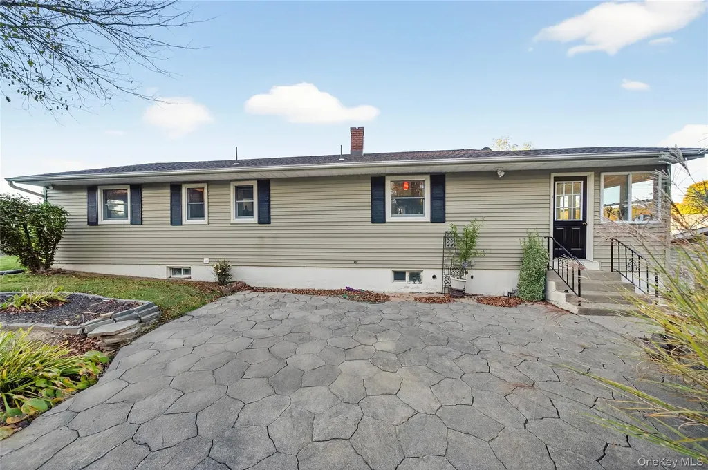 458 Mount Airy Road New Windsor NY 12553