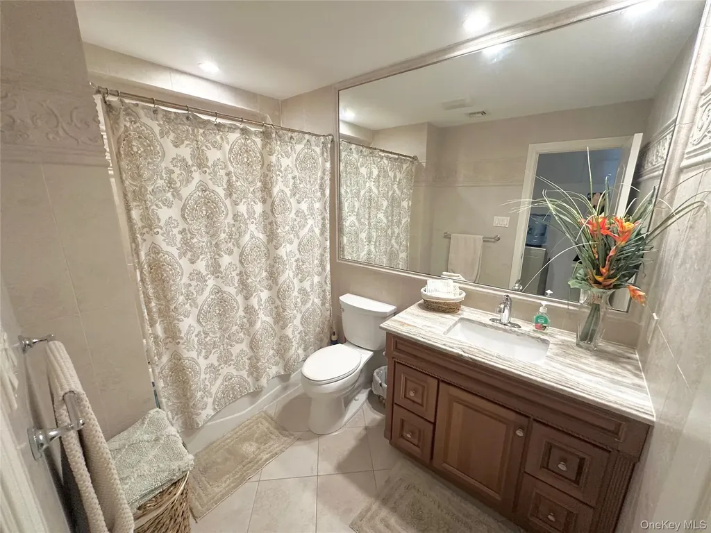 353 W Broadway Long Beach NY 11561