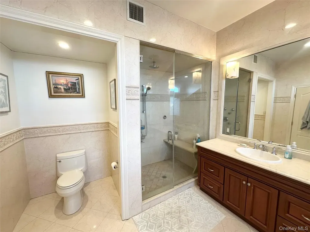 353 W Broadway Long Beach NY 11561