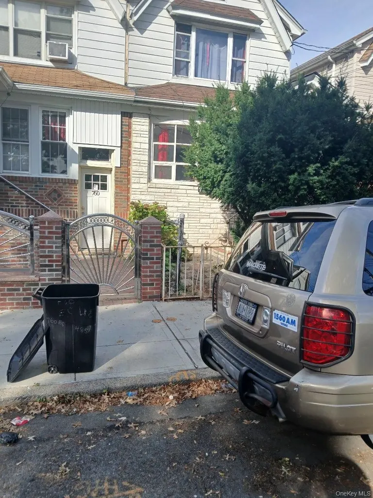 758 E 48th Street Brooklyn NY 11203