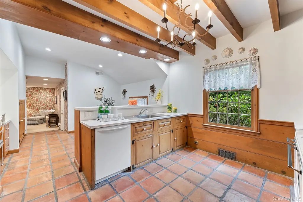 126 Penn Road Scarsdale NY 10583