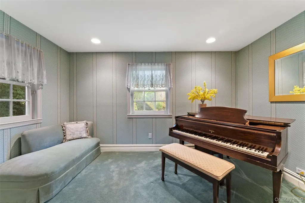 126 Penn Road Scarsdale NY 10583