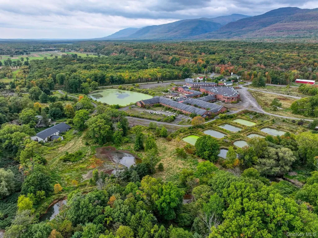 4858 Route 32 Catskill NY 12414