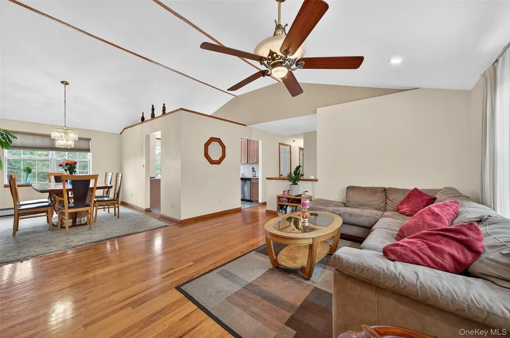 23 Macintosh Drive Middletown NY 10941