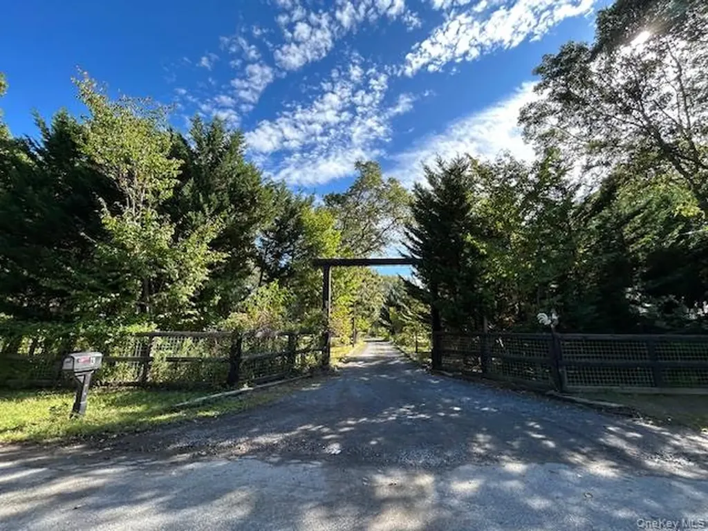 Medford NY 11763