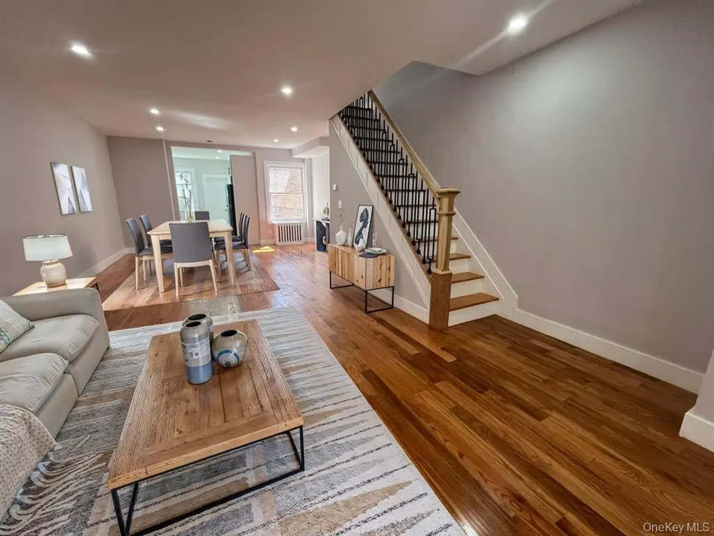 78-77 79th Lane Ridgewood NY 11385