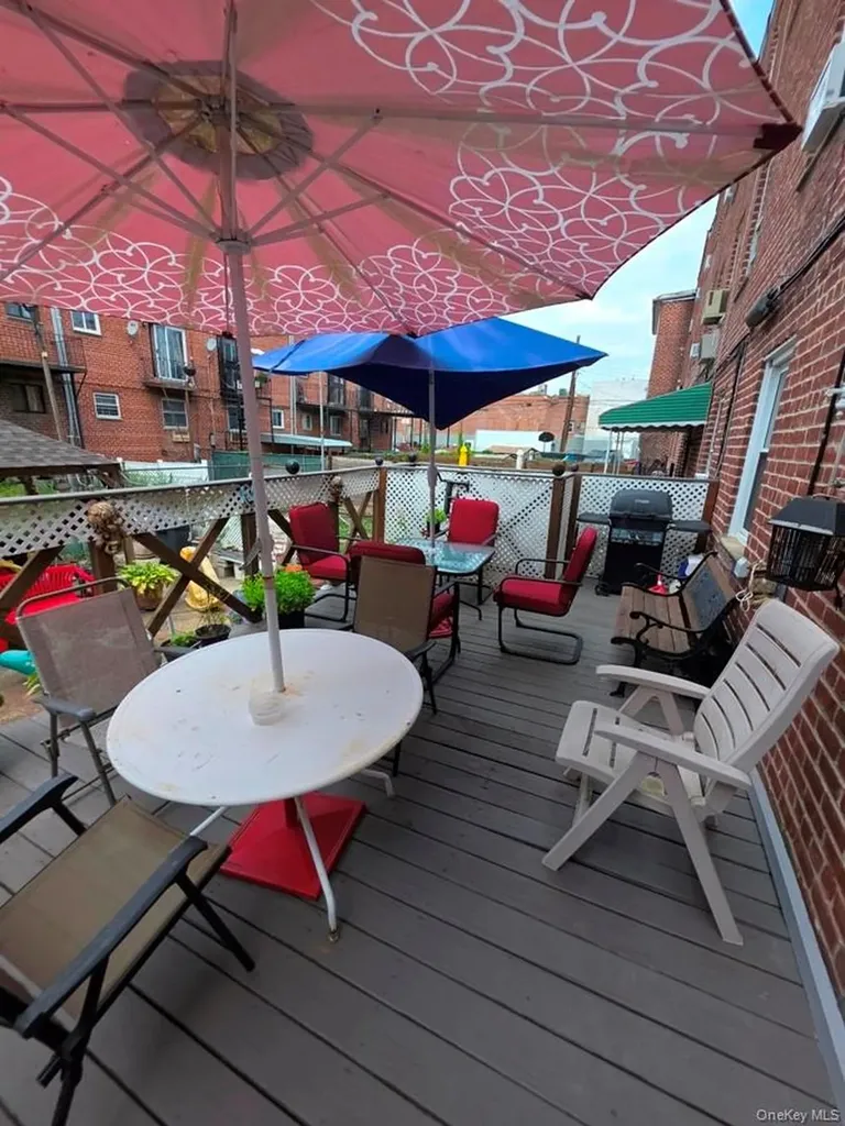 9505 Schenck Street Brooklyn NY 11236