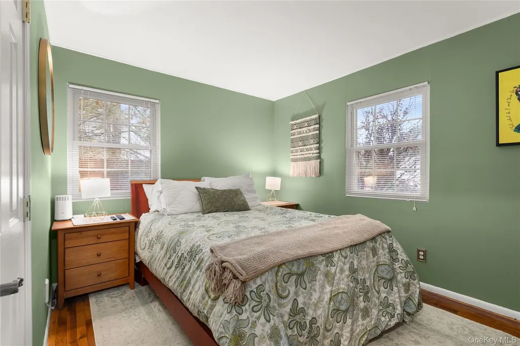 19 Blue Spruce Lane Commack NY 11725
