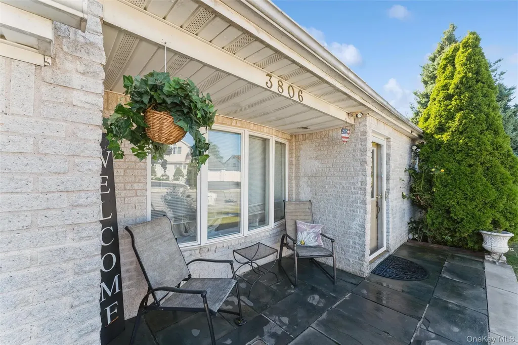 3806 Windsor Drive Bethpage NY 11714