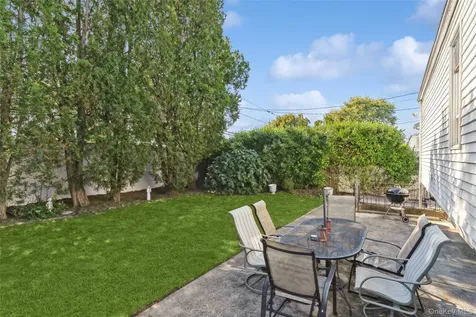 3806 Windsor Drive Bethpage NY 11714