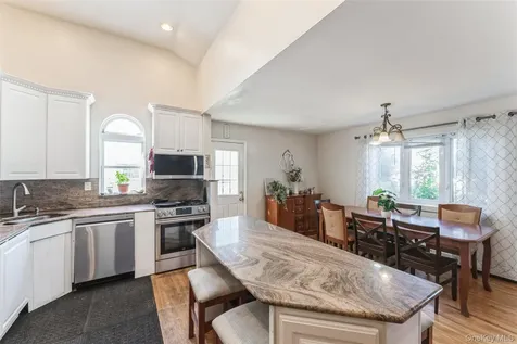 3806 Windsor Drive Bethpage NY 11714