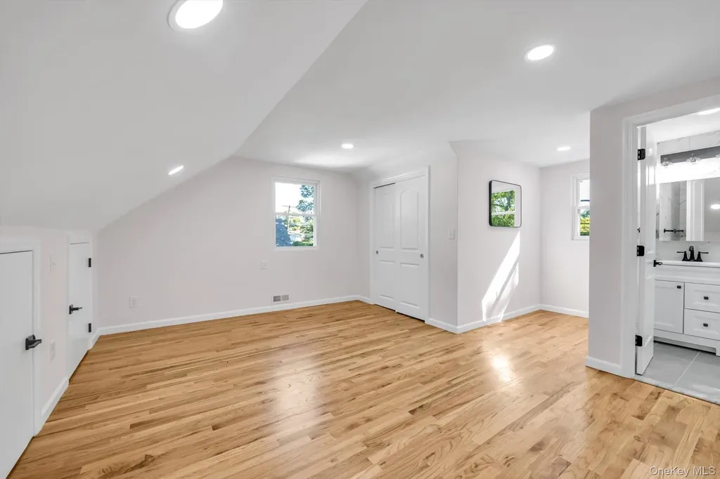1594 Union Avenue Hewlett NY 11557