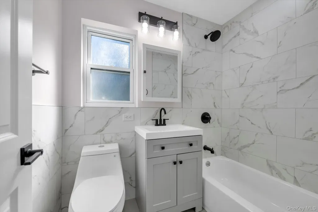 1594 Union Avenue Hewlett NY 11557