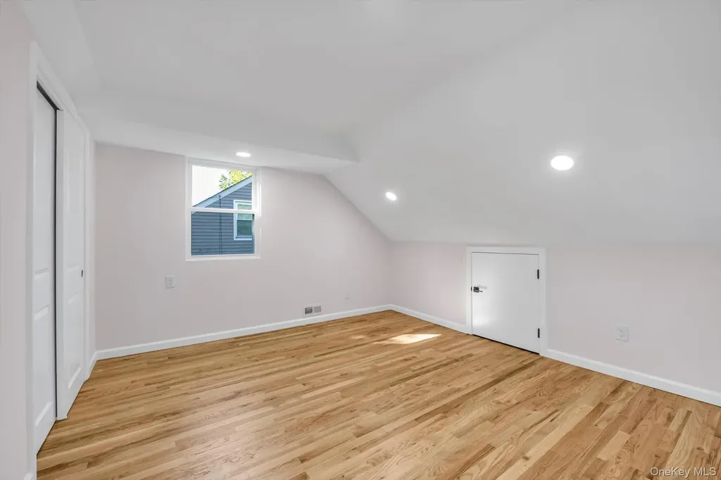 1594 Union Avenue Hewlett NY 11557